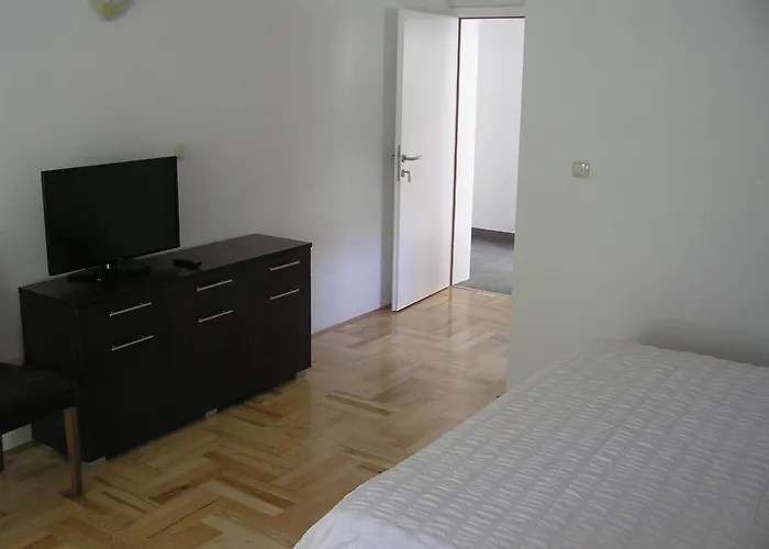 Despot Apartment *
